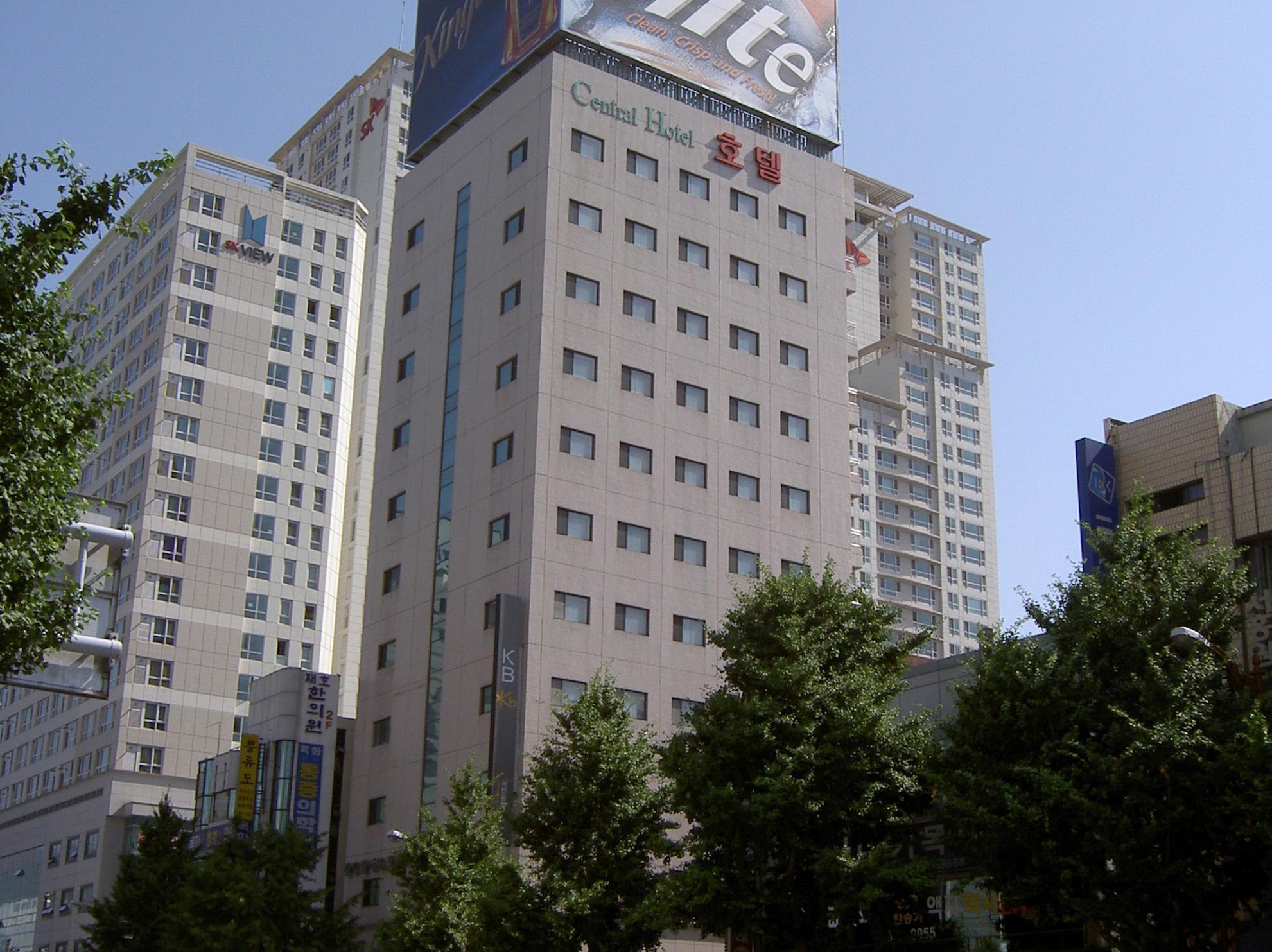 Busan Central Hotel Esterno foto